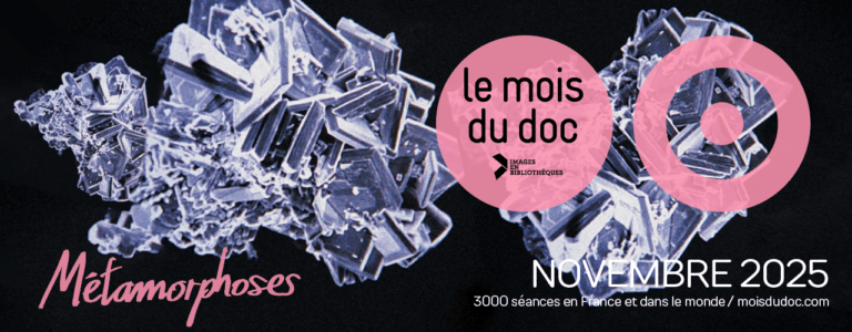 le mois du doc - thème 2025 métamorphoses. L'image représente des cristaux en blanc sur fond noir.